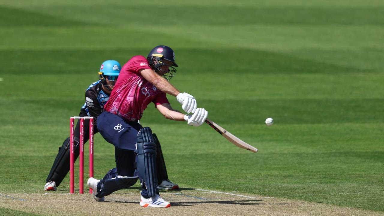 David Willey aur Calvin Harrison ka Halla Bol: Northamptonshire ne Worcestershire ko 100 runs se raunda!