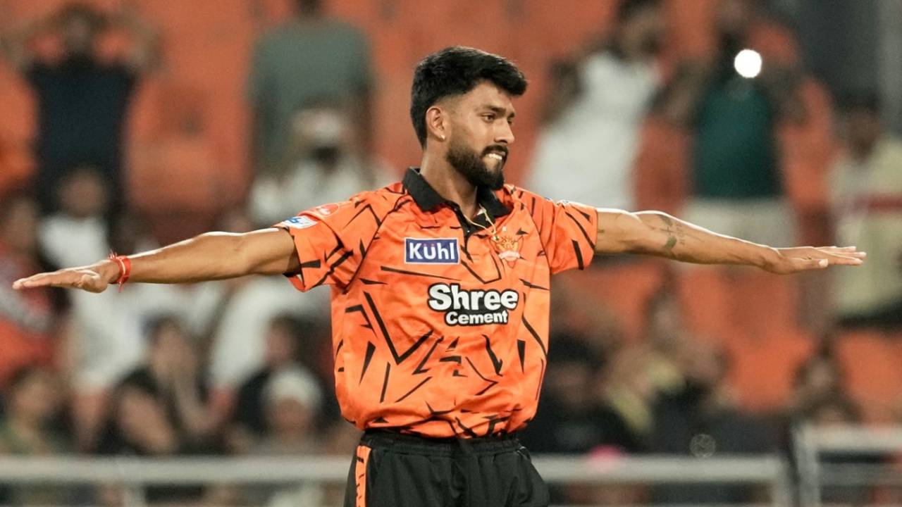 Sunrisers Hyderabad ka 'High-Octane' Brand pada mehenga: Tom Moody ne khola SRH ki bowling failure ka kacha-chittha