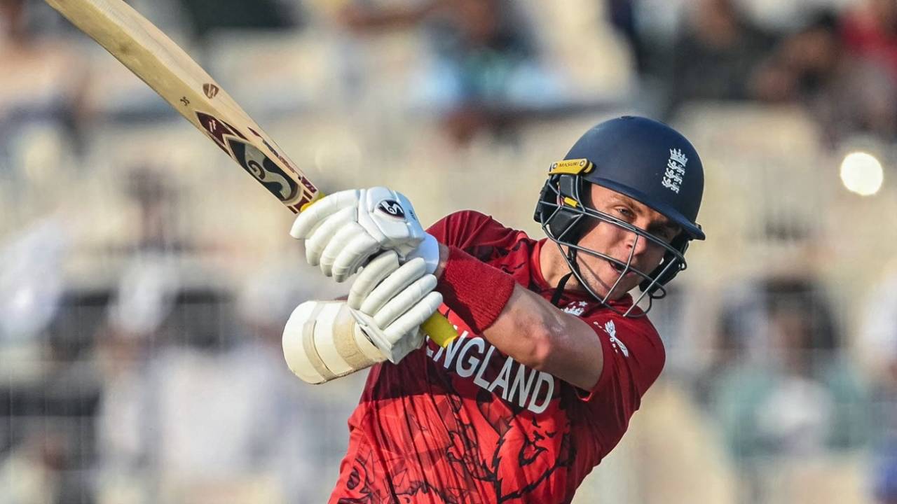 Sam Curran ka Injury 'Drama' aur Rajasthan Royals ka Dhokha: Sangakkara ne uthaye bade sawal