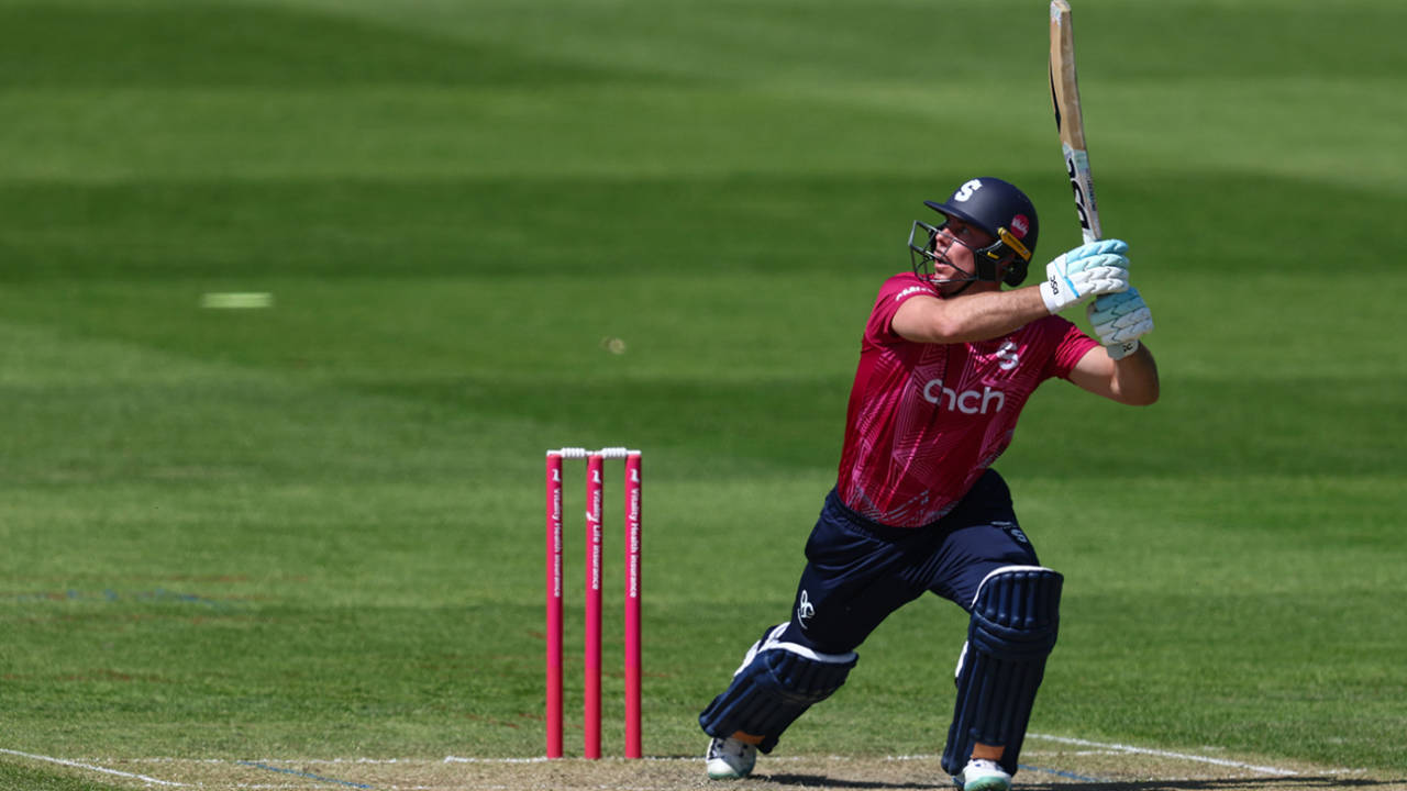 Chris Lynn ka Vidhwansak Shatak: Northants ne Bears ko kuchla aur lagayi jeet ki chauki