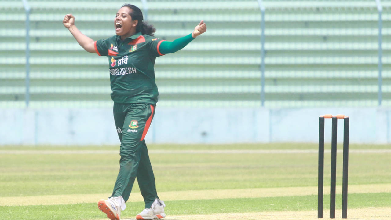 Captain Nigar Sultana and Ritu Moni Ka Jalwa: Bangladesh ne Scotland ko di Karari Shikast