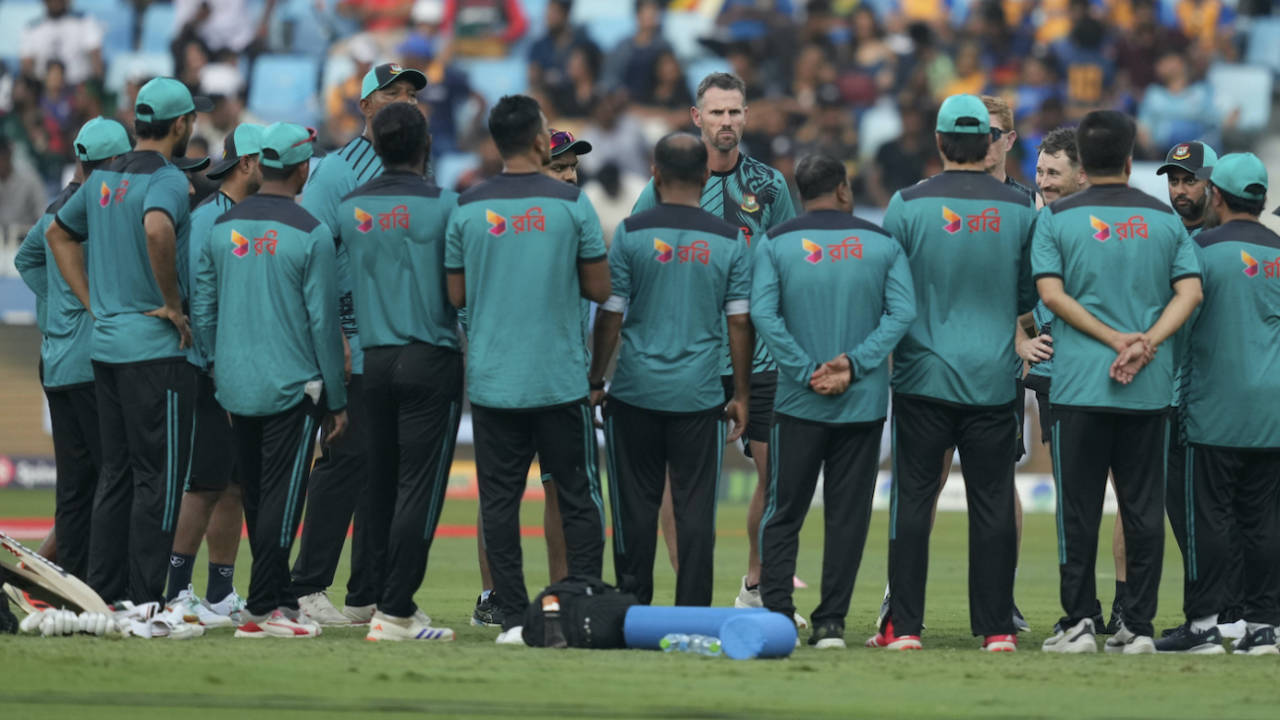 Shaun Tait Resigns: Bangladesh Fast Bowling Ko Bulandiyon Par Chhod Kar Wild Thing Ne Kyun Diya Istifa?