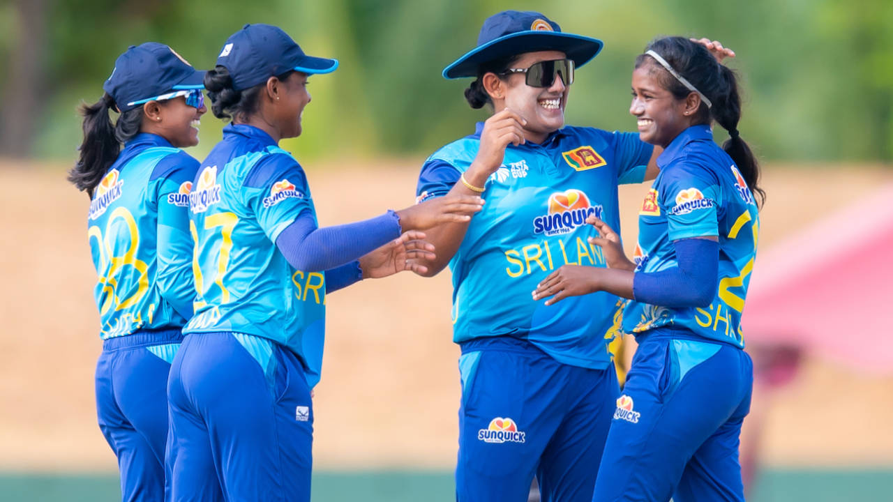 Sri Lanka Team ko laga bada jhatka: Shashini Gimhani T20 World Cup se bahar, Chethana Vimukthi ki hui entry!