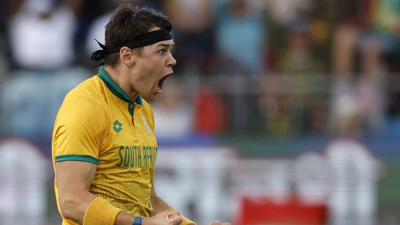 South Africa A Ne Udai England Lions Ki Dhajjiya: Coetzee Aur Baartman Ki Raftaar Ka Unfiltered Kehar