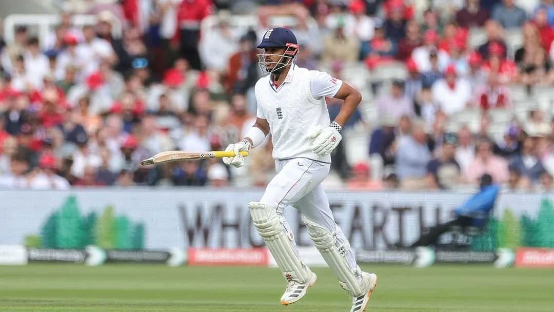 Lord's Test Whirlwind: Emilio Gay's Gritty Fifty Leaves New Zealand Fighting For Survival
