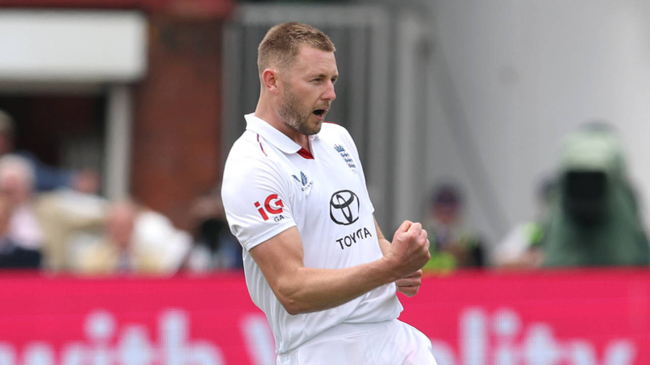 Gus Atkinson Ke Panje Mein Phansa New Zealand: Lord's Pitch Pe England Ki Unfiltered Jeet