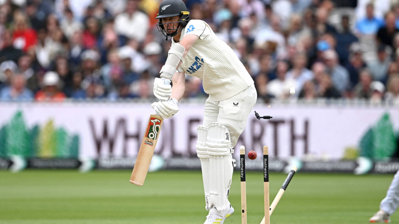 Lord's Pitch Controversy: Ben Stokes ne lagayi MCC ki class, 'Home of Cricket' mein Pitch ka kachra dekh duniya dang!