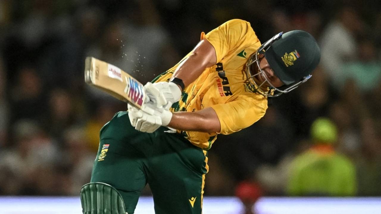 South Africa A Ne England Lions Ko Ghar Mein Ghuskar Maara: Lhuan-dre Pretorius Ka Toofan Aur Mokoena Ki Tabahi