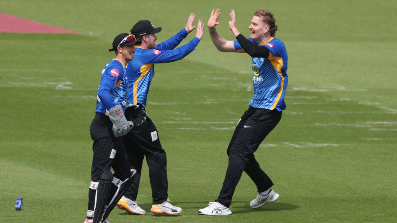 Sean Hunt and Sussex Left-Armers ka Kehar: Kent ki Dhajjiya Udai in Vitality Blast