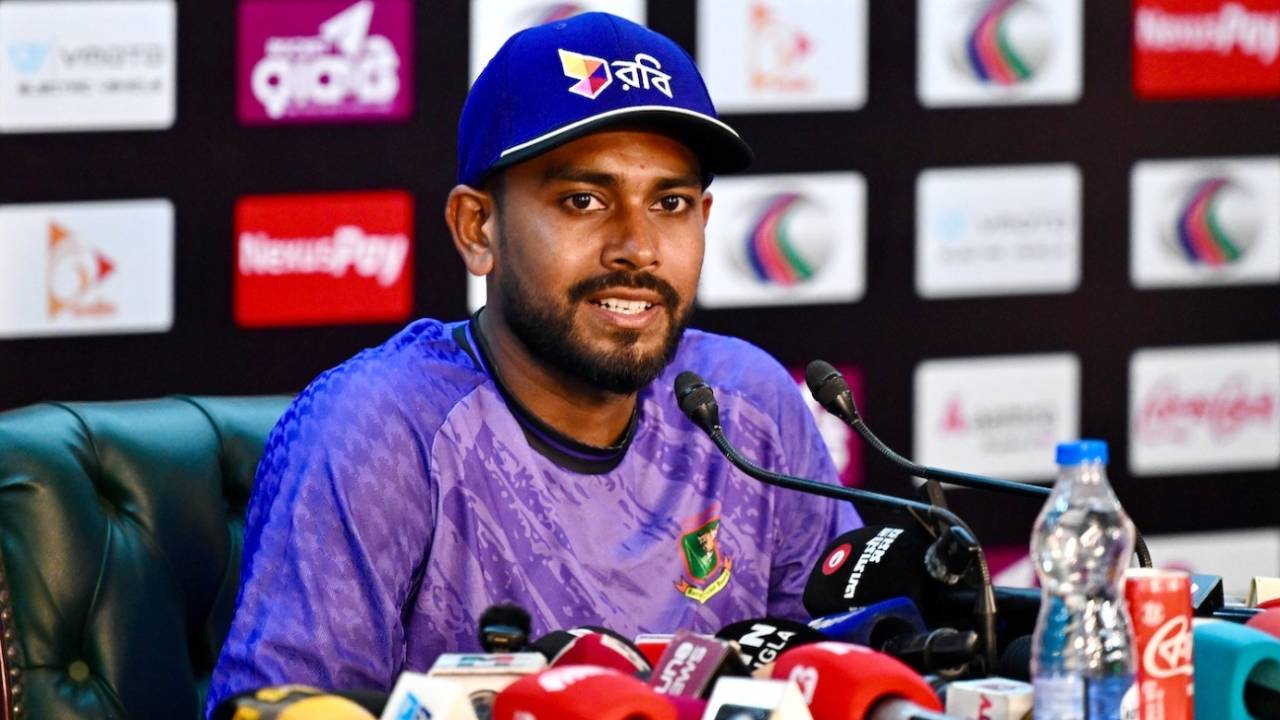 Mirpur Pitch Par Ghaas Aur Mehidy Hasan Miraz Ka Confidence: Kya Australia Ke Khilaaf Bangladesh Karega Bada Ulatfer?