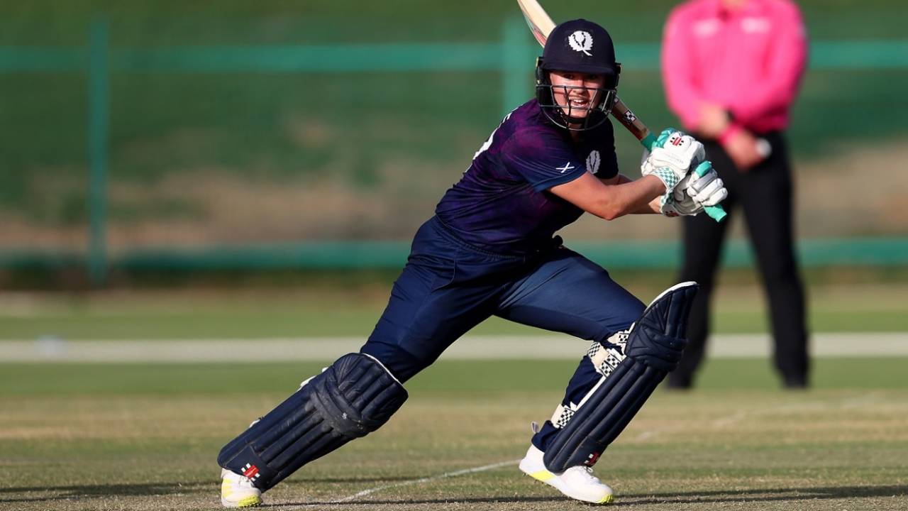 Kathryn Bryce Ne Pakistan Ka Nikala Tel: Scotland Ne Warm-Up Mein Diya Karara Jawab Aur Ireland Ne Bangladesh Ko Pilayi Chai