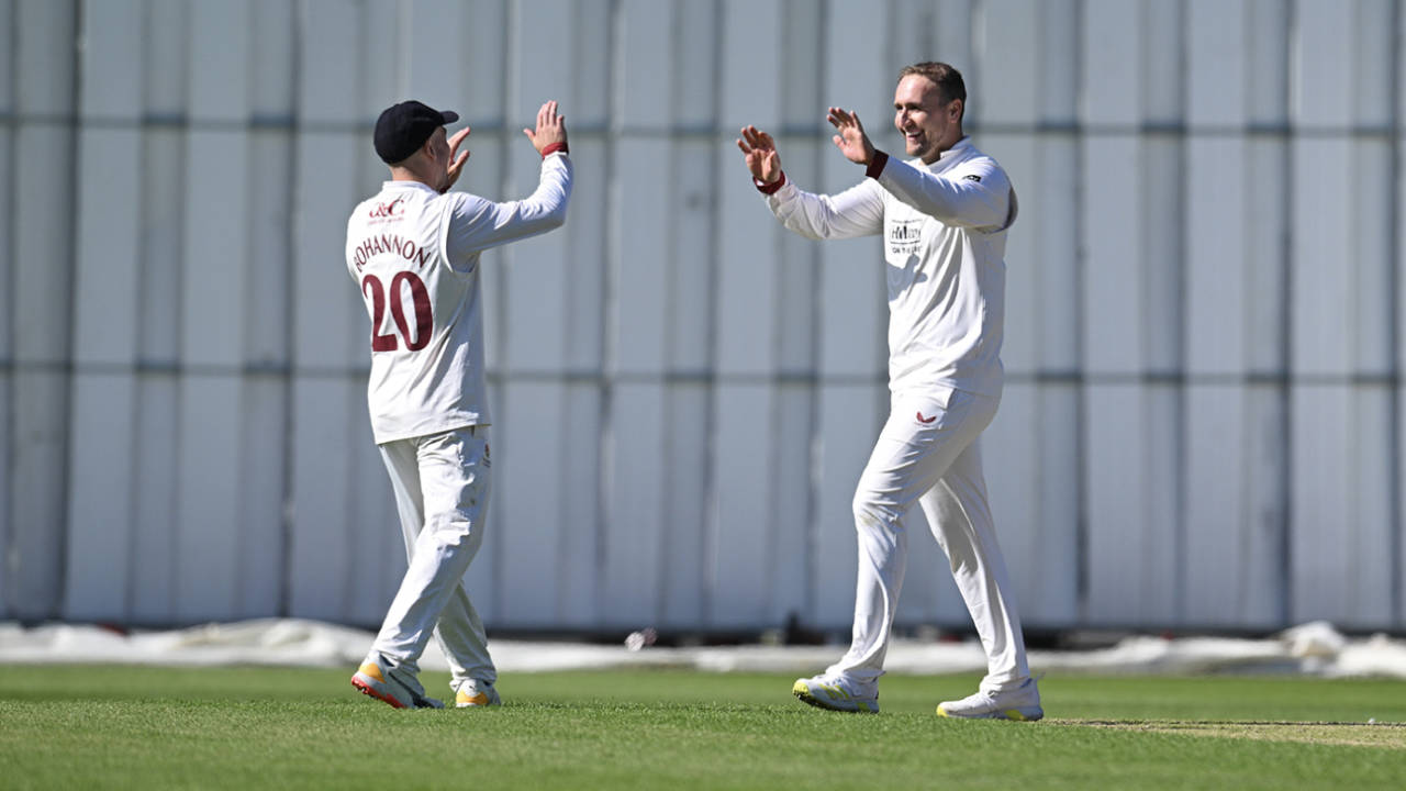 Liam Livingstone Ka Gadar Return: 5 Wicket Haul Se Kent Ko Kiya Nest-Na-Boot