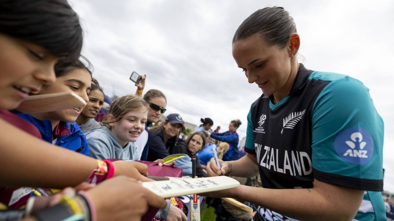 Melie Kerr ki New Zealand vs Hayley Matthews ki West Indies: Kya Defending Champions phir rachegi itihas?
