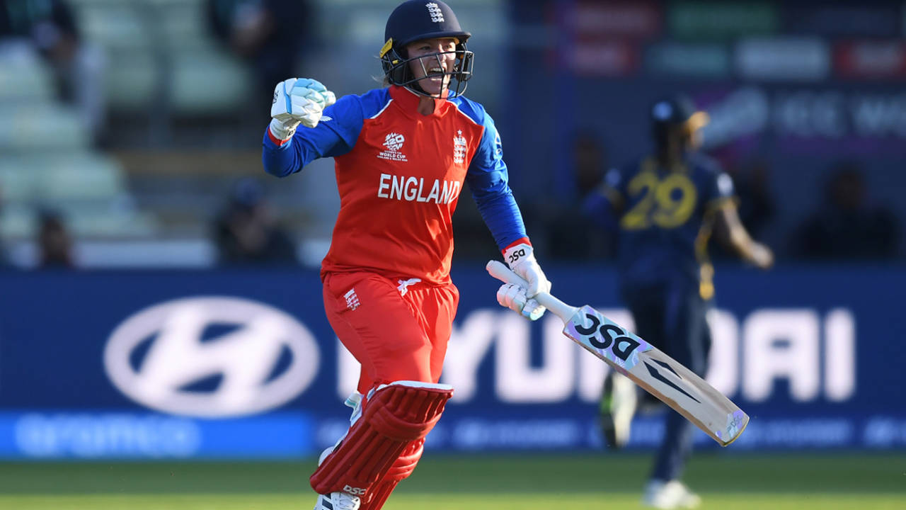 Danni Wyatt-Hodge Century: England ne Sri Lanka ko World Cup Opener mein buri tarah raunda, Masterclass at Edgbaston