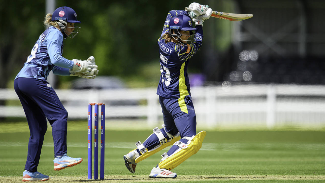 Hampshire Women Clinch Victory: Somerset ki Learoyd aur Odgers ki mehnat par fira pani, Hampshire Spinners ka Masterclass