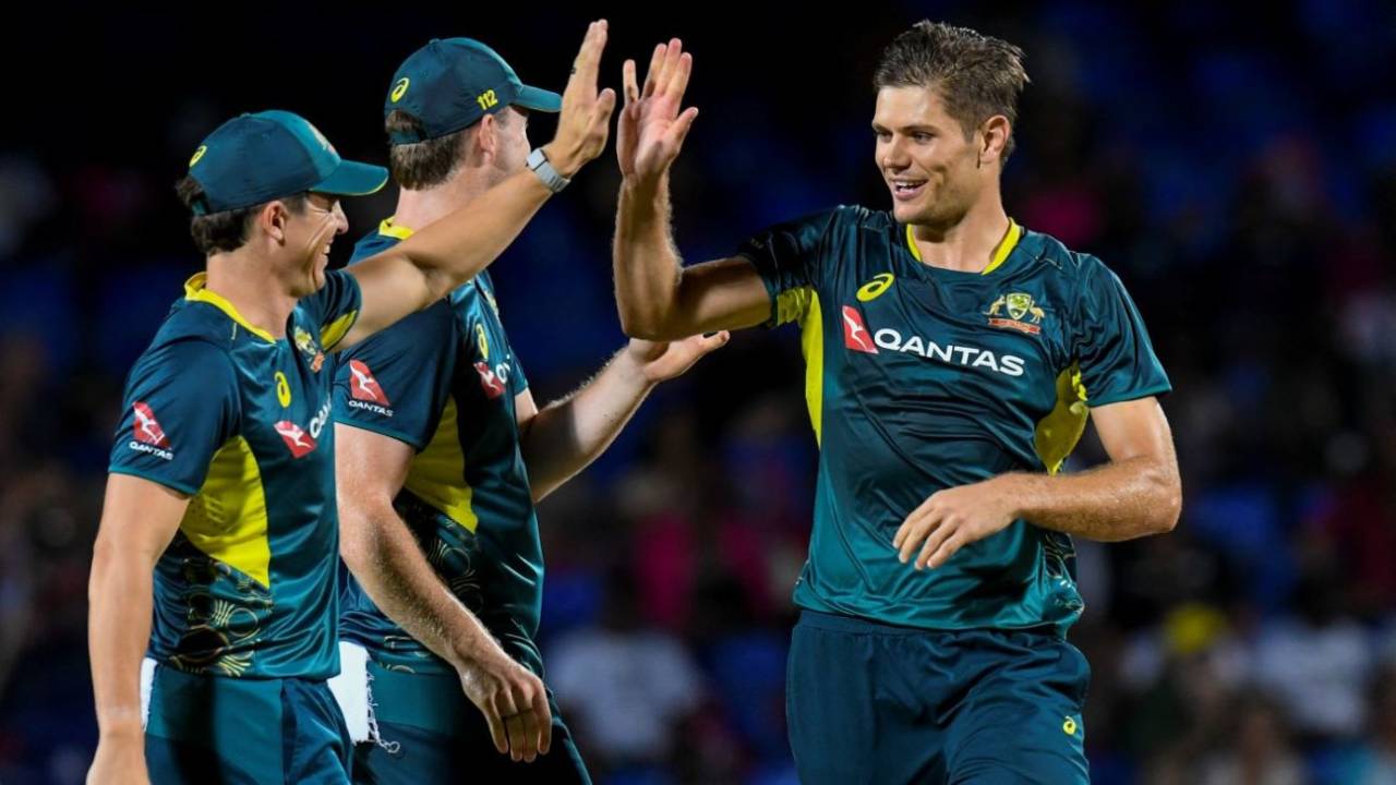 Australia vs Bangladesh 2nd T20I: Mitchell Marsh ne toss jeetkar chuni batting, Aaron Hardie ki entry se Bangladesh ki badi tension!