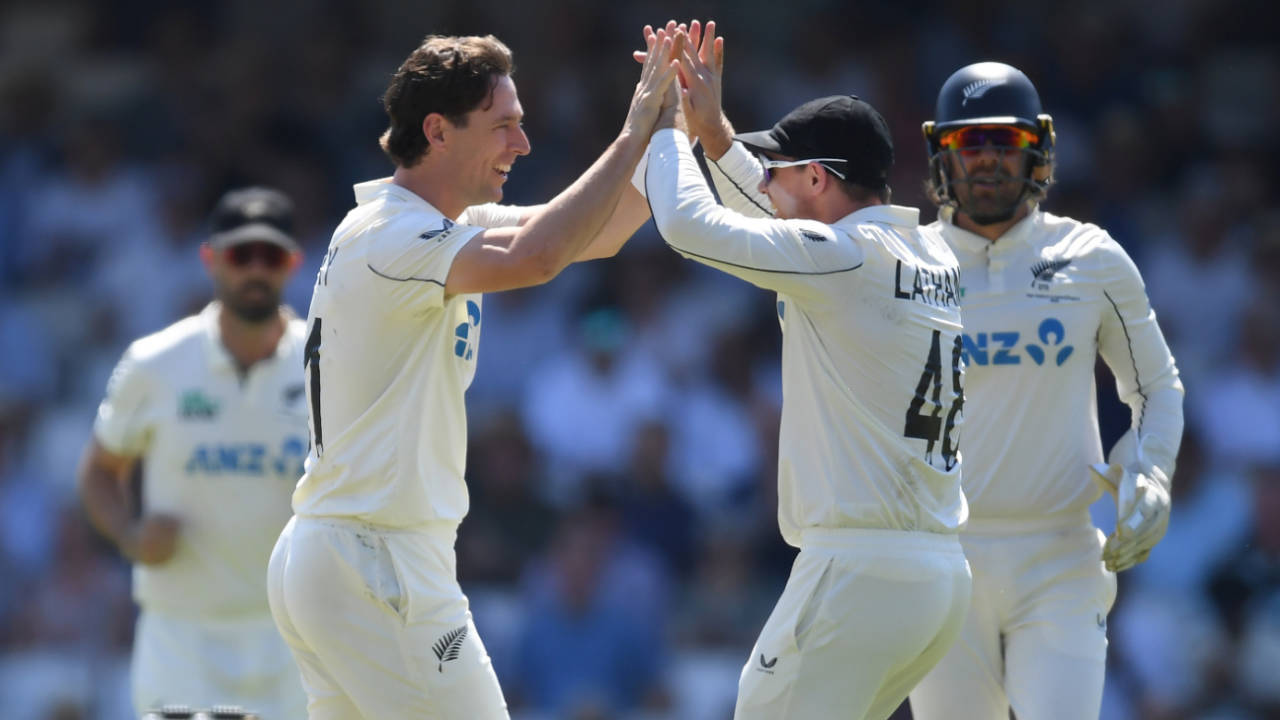 Matt Henry Ki Raftaar Aur Matthew Fisher Ka Hausla: New Zealand Ne England Ko Backfoot Par Dhakela