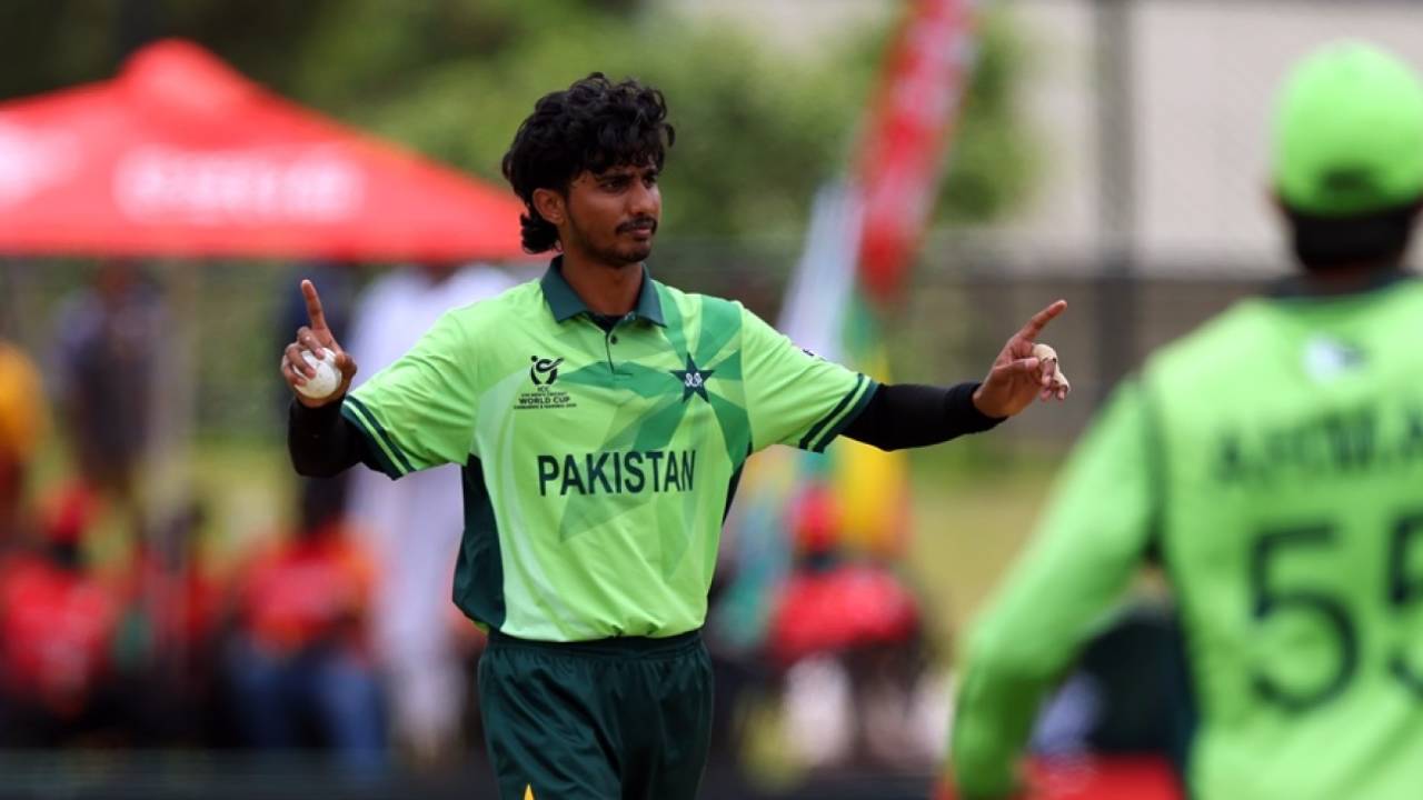 Pakistan Cricket Board Ab Power-hitting Sikhne Bhej Raha Hai Players Ko USA: Mike Hesson Ka Bada Plan Ya Naya Bahana?