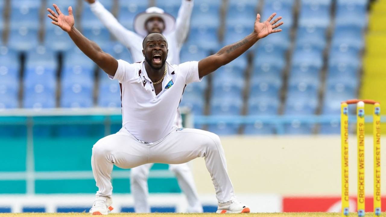 Kemar Roach 300 Test Wickets: West Indies legend ne racha itihas, Sri Lanka ka banta dhaar