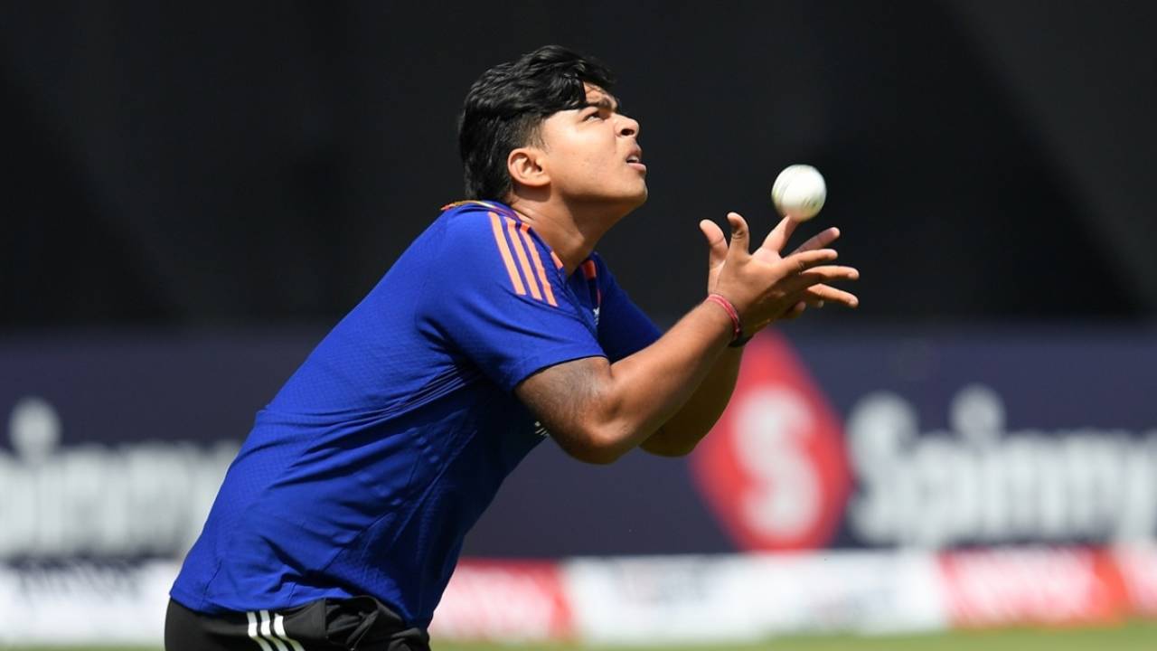 Vaibhav Sooryavanshi ki entry par laga Break: Coach Ryan ten Doeschate ne Sanju Samson ko kyun kiya support?