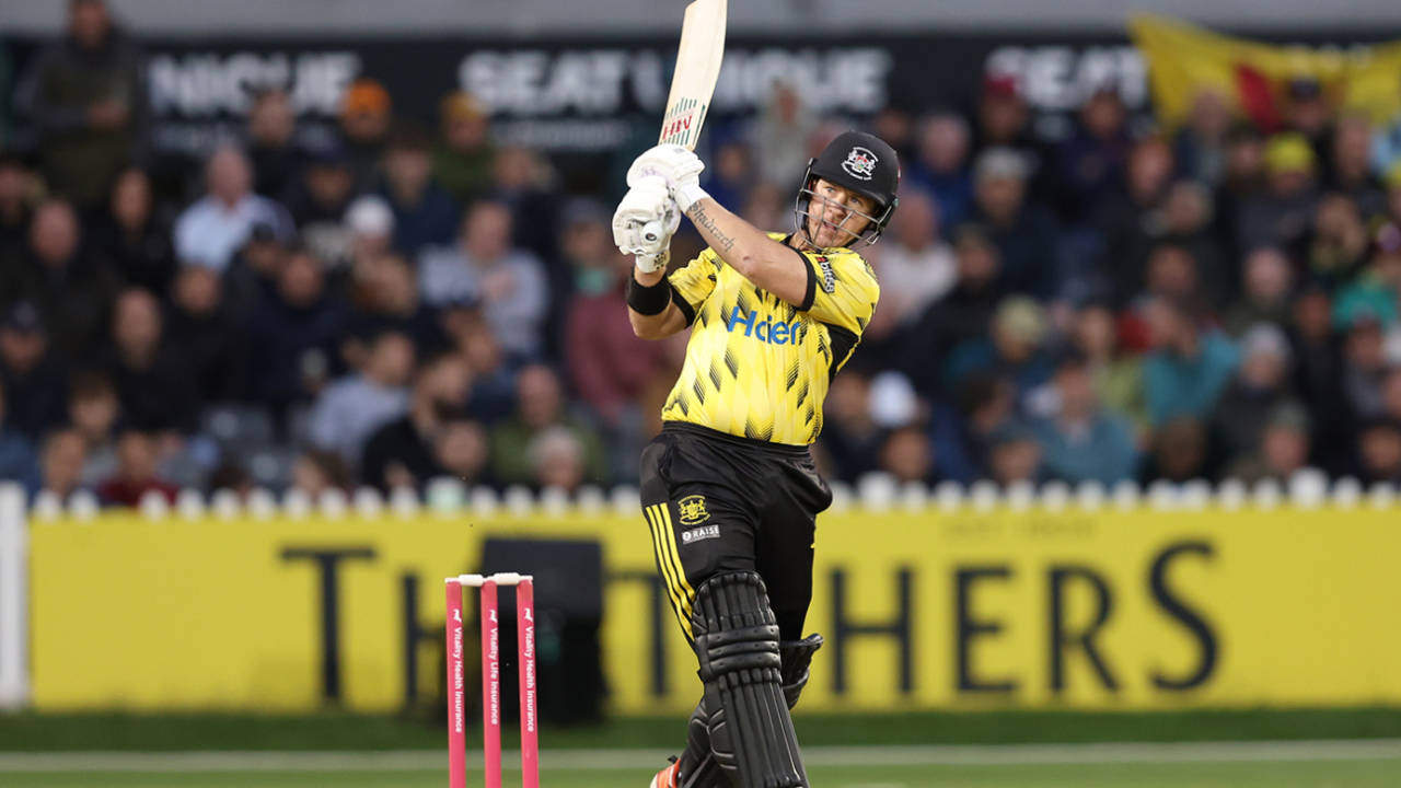 D'Arcy Short ka Bristol Tandav: Gloucestershire ne Surrey ko de maari 57 runs ki karari shikast