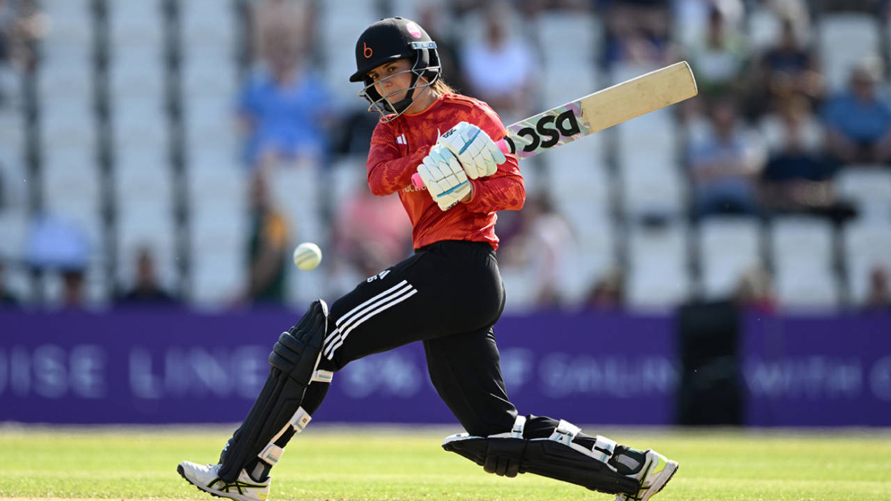 Charli Knott ka Trent Bridge mein Masterclass: The Blaze ne Somerset ko dhoya aur Finals Day ka Ticket Confirm kiya!