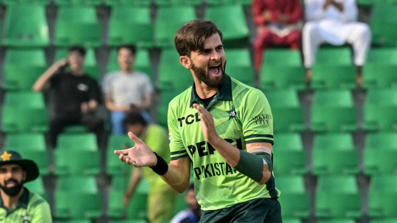 Shaheen Shah Afridi ko mila LPL ka Ticket: Test Cricket se kinara aur Leagues se yaari, kya buri tarah flop honge Kandy Royals ke liye?
