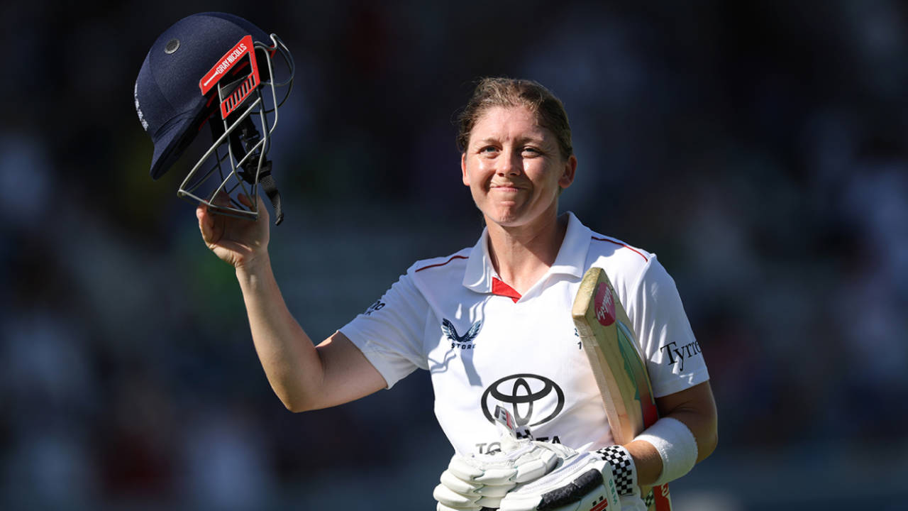 Heather Knight Retires: Lord’s Ke Maidan Par Tears Aur Team India Ka Khauf, End Of An Era For England!