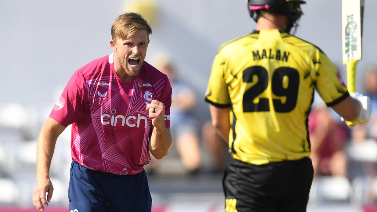 David Willey aur Ben Sanderson ka Masterclass: Northants ne Gloucestershire ko rondte hue Finals Day mein maari entry