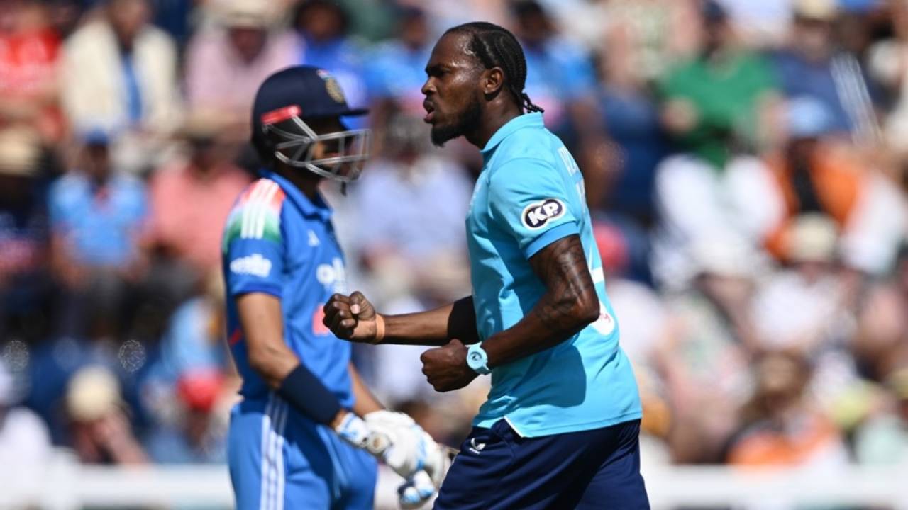 Virat Kohli and Shreyas Iyer Fifties in Vain as India Post 233 Against England at Cardiff