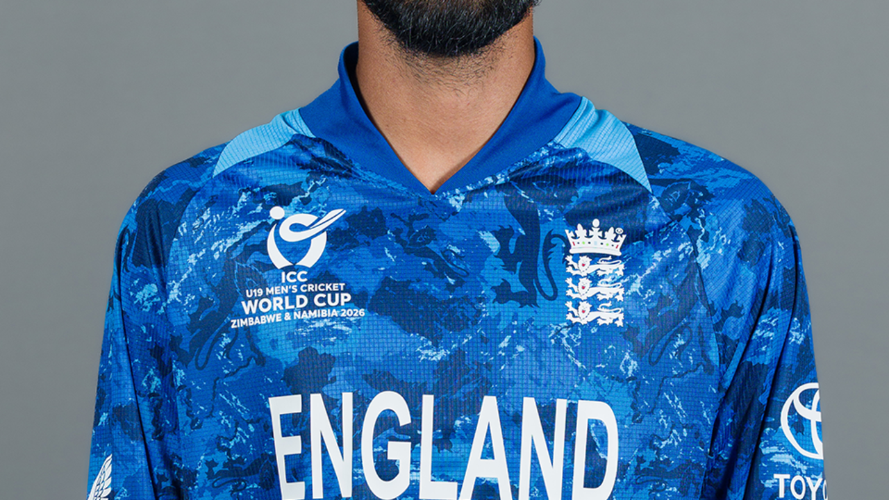 England U19 vs South Africa U19: Proteas ke Rowles ne machayi tabahi, Rocky Flintoff ne bacha li England ki izzat