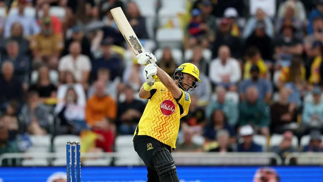 Duckett Built The Chase, Then Craig Overton Turned Trent Bridge Into A Rockets Celebration