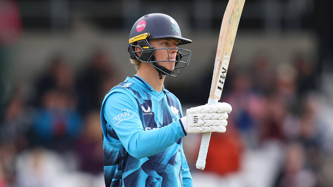 Will Luxton On Fire: Back-To-Back Hundreds Se Yorkshire Ki Badi Jeet, Kuldeep Yadav Ka Bhi Chala Jadu!