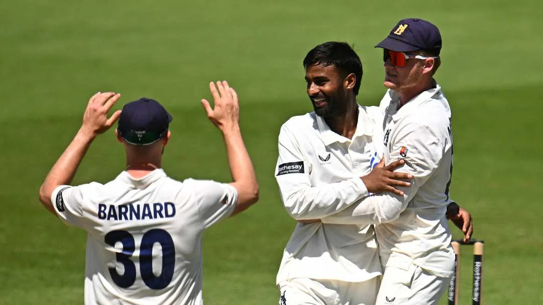 Manav Suthar’s Warwickshire Return Could Reshape The Division One Title Race