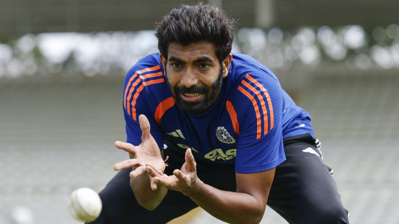 Boom Boom Missing? Sri Lanka Series se pehle Team India ko bada jhatka, Jasprit Bumrah ki fitness par latki talwar!