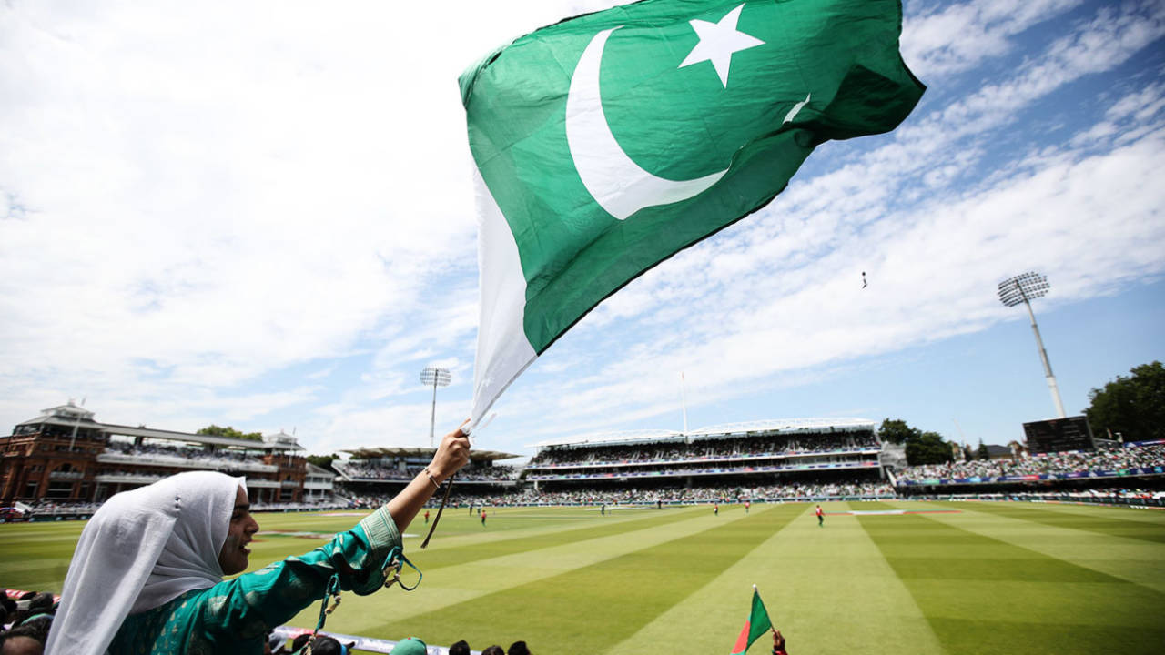 Michael Smith Banenge Pakistan Ke Naye Batting Coach: Kya Ab Rukega Babar Azam Ki Team Ka Collapse Factory?