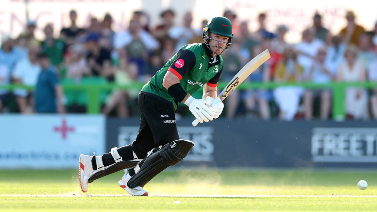 Nick Kelly Masterclass: Leicestershire ne Warwickshire ko dhool chatai, Olly Hannon-Dalby ka tabaah-kun spell gaya bekaar