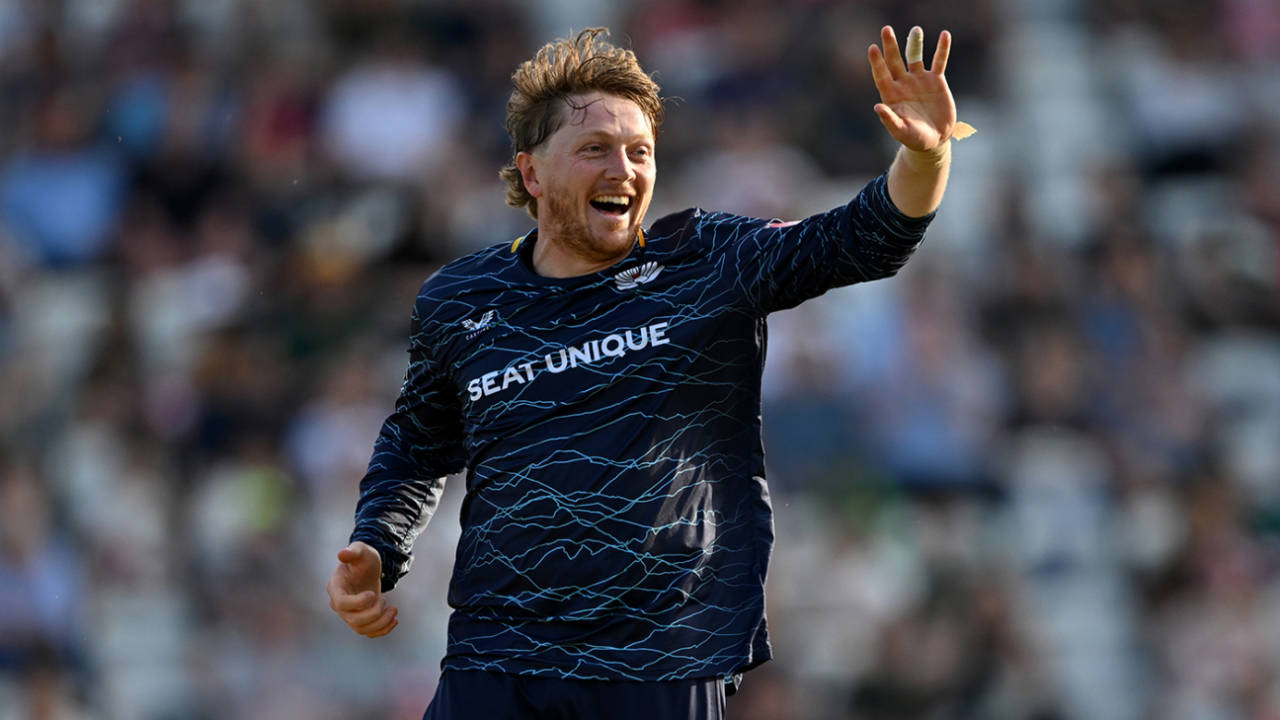 Yorkshire Ki Masterclass: Dom Bess Aur Ben Coad Ne Essex Ko Bechara Bana Diya, Secure Kiya Home Quarter-Final!