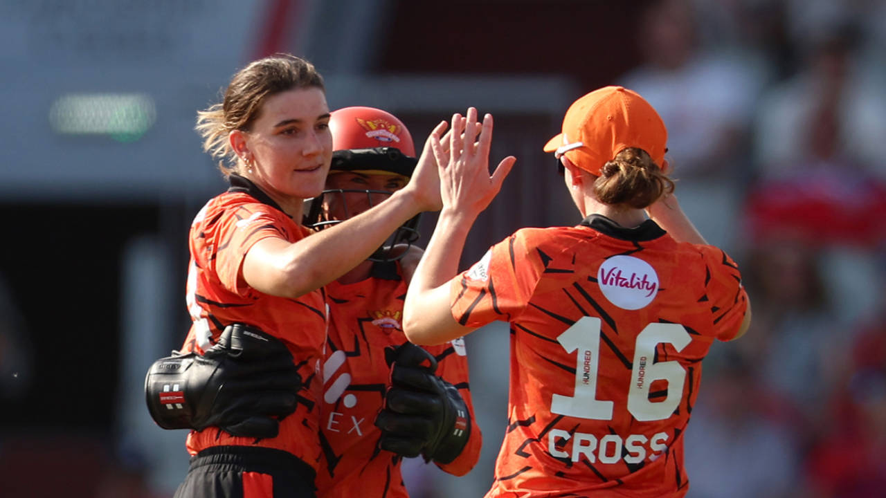 Annabel Sutherland Ki Brutal Batting Ne Manchester Super Giants Ko Kiya Bahar: Sunrisers Leeds In The Eliminator!