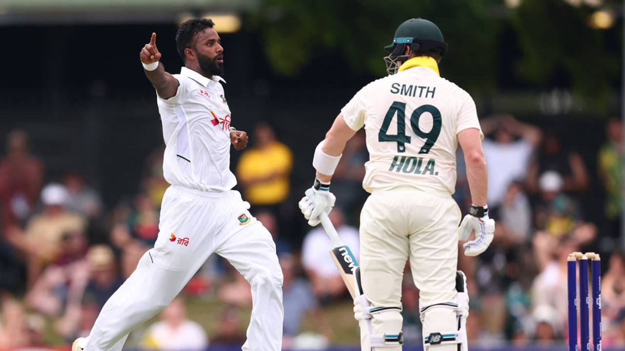 Steve Smith Survived: DRS Flat Line ne Bangladesh ko rula diya, Smith khud chal diye the Pavilion ki taraf!