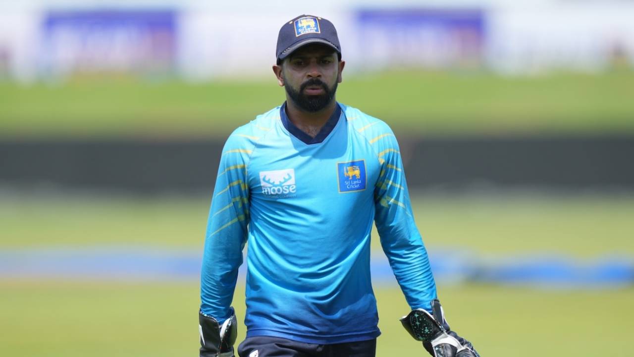 India ke khilaaf Niroshan Dickwella ki vapsi: Captain Dhananjaya de Silva ne selection par di ajeeb logic