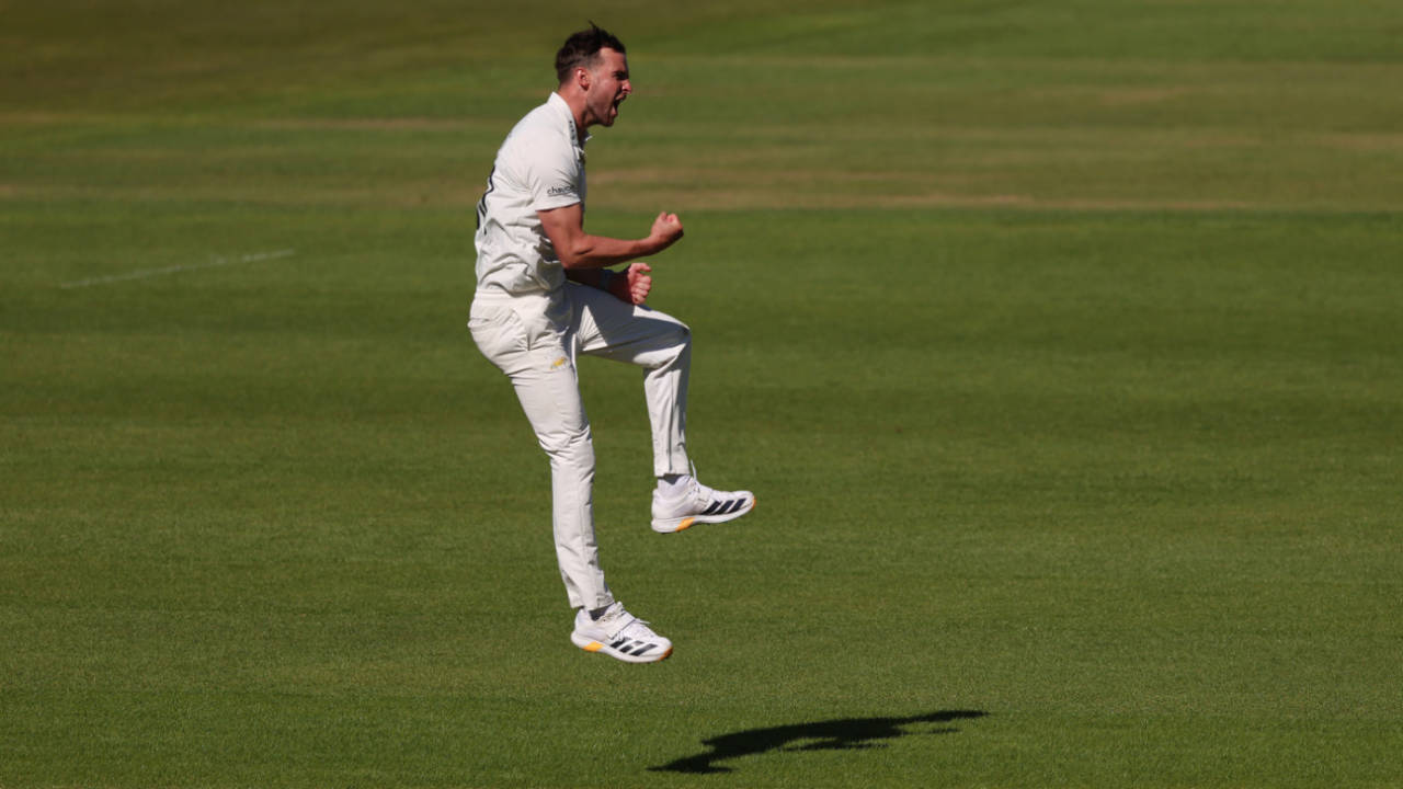 Surrey vs Nottinghamshire: Liam Patterson-White ne bachaayi Notts ki laaj, Tom Lawes ke Panj-je par bhari pada Counter-Attack!