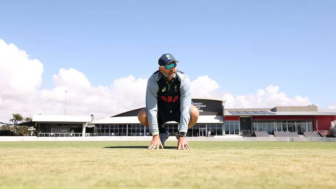 Nathan Lyon Survives Mackay Selection Gamble As Australia Make One Big Change After Darwin Shock