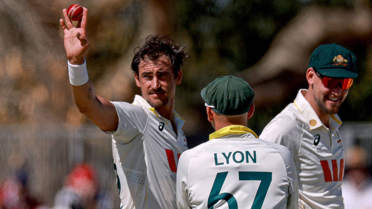 Mitchell Starc ka Mackay me 'Red-Ball' Rampage: Bangladesh ke udaye hosh, 22 balls me 5 wickets lekar machayi tabahi!