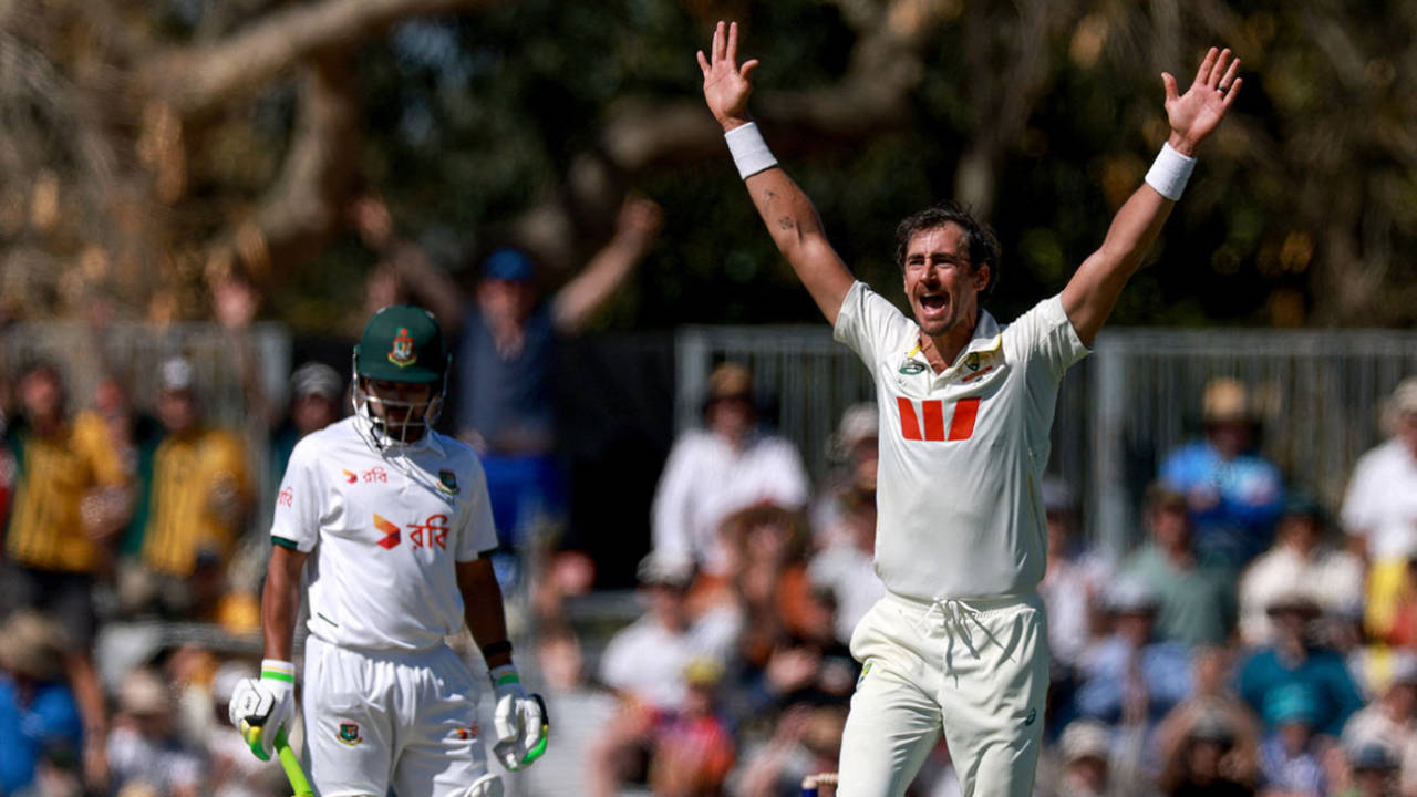 Mitchell Starc Ne Machaya Mackay Me Gadar: Sirf 22 Gendo Me Bangladesh Ka Top Order Tabah