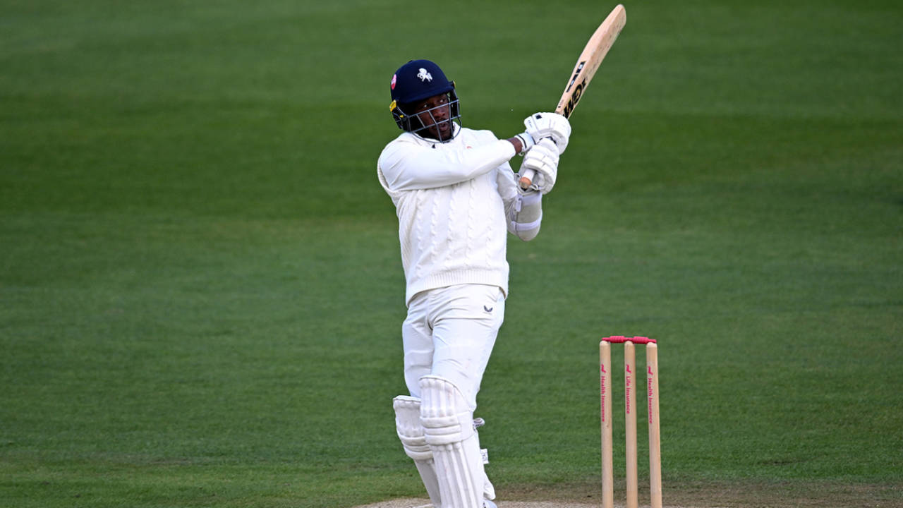 Daniel Bell-Drummond ki Captaincy Masterclass: 10,000 Runs aur Kent ka Powerpacked Rescue!