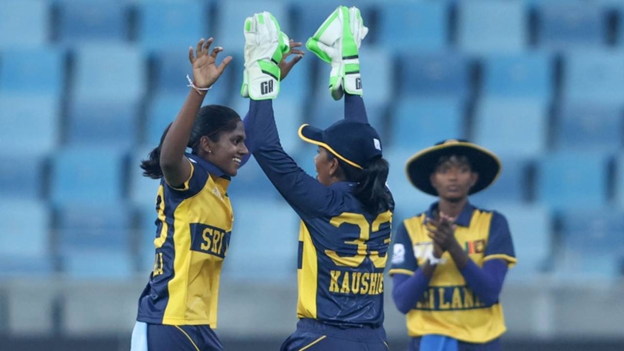 Sri Lanka ka Asia Cup 2026 mein Dhamakedar Aagaz: Chamari Athapaththu aur Bowlers ne UAE ko kiya nest-na-bood