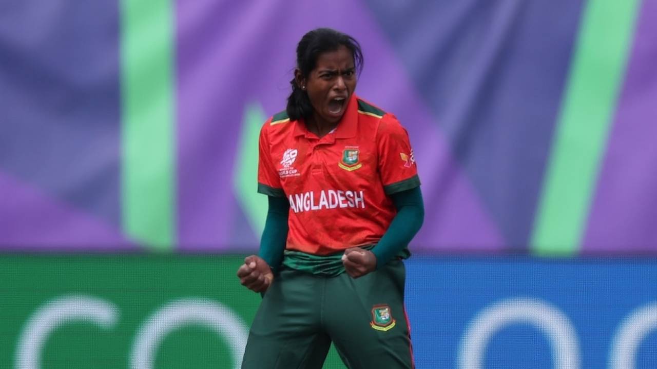 Indonesia ka Historical Debut: Bangladesh ke khilaaf Toss jeetkar pehle Bowling karne ka Masterstroke!