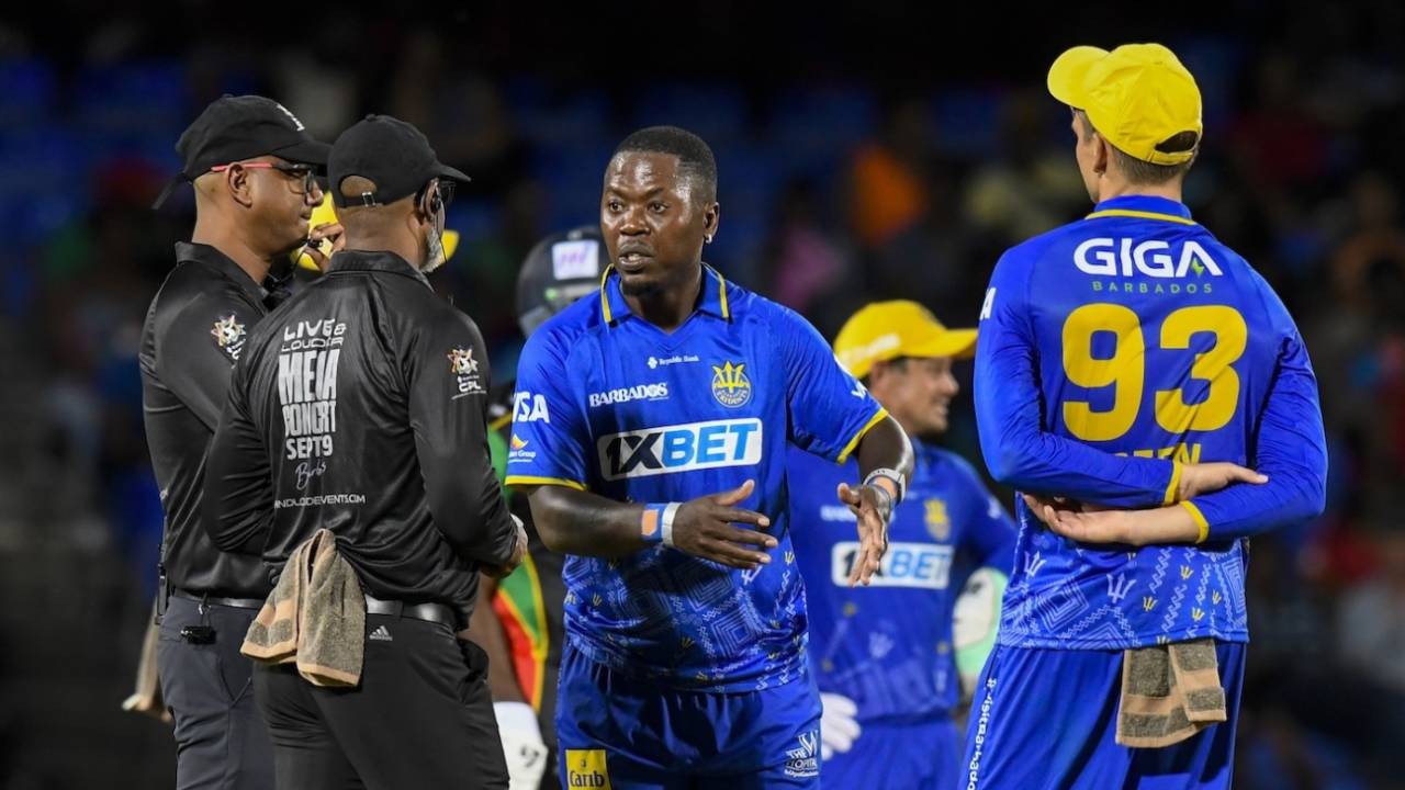Johnson Charles No-Ball Drama: CPL 2026 Mein Umpires Ki Messy Galti Par Bharke Chris Green Aur Jason Holder