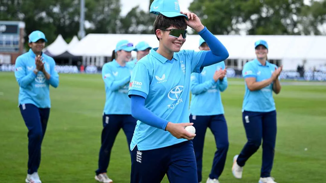 From 140/4 To 165 All Out: Issy Wong's Five-For Seals England's Series Against Ireland